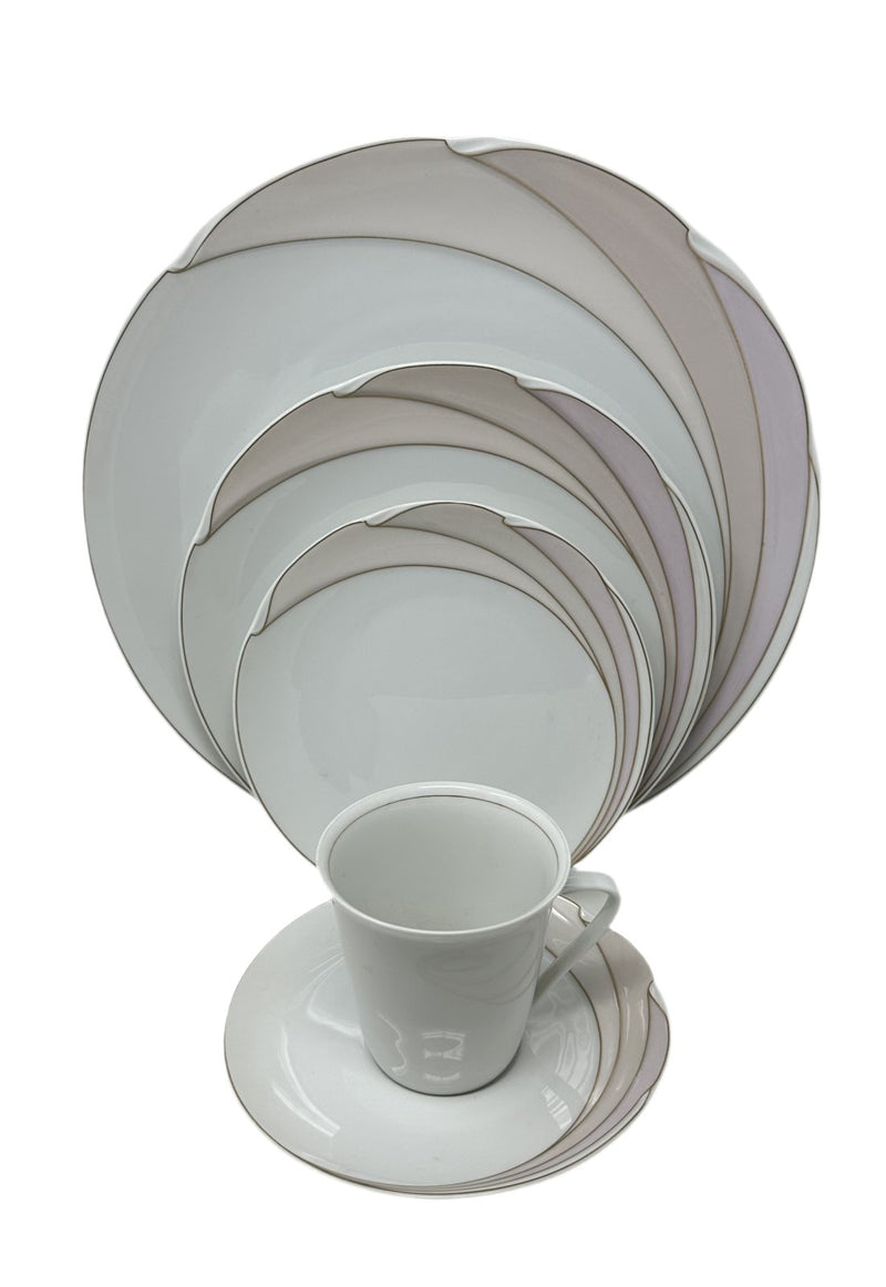 Hutschenreuther Hutschenreuther Maxim's De Paris En Vogue - 5 Piece Place Setting   