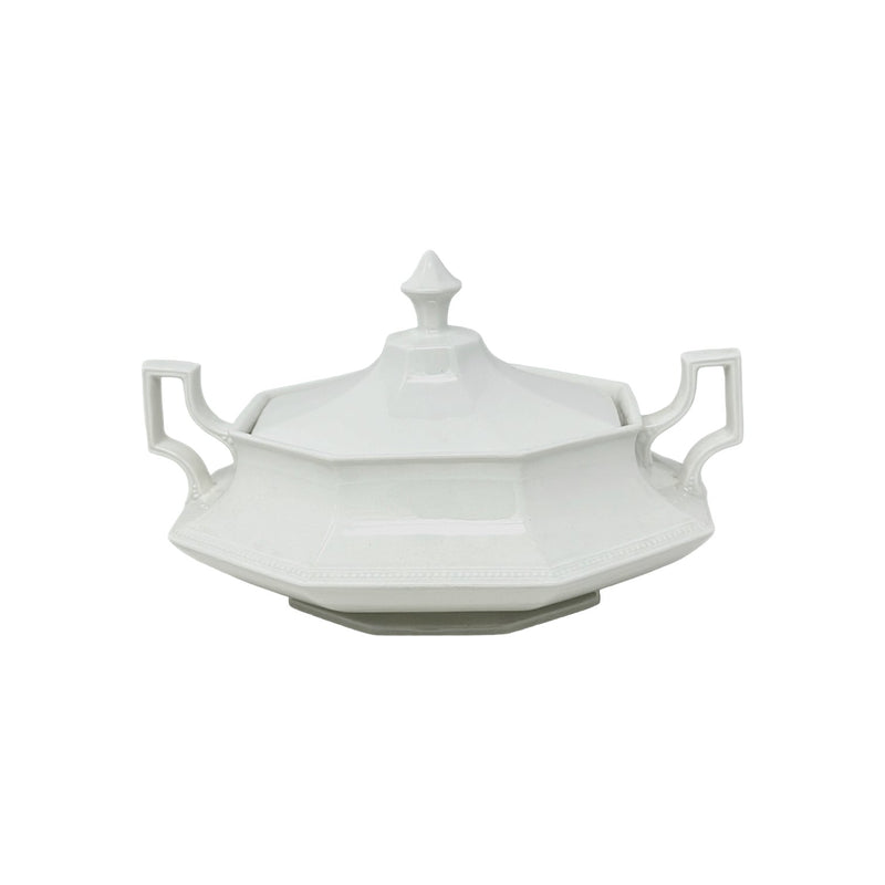 Johnson Brothers JOHNSON BROTHERS HERITAGE WHITE COVERED VEGETABLE DISH   