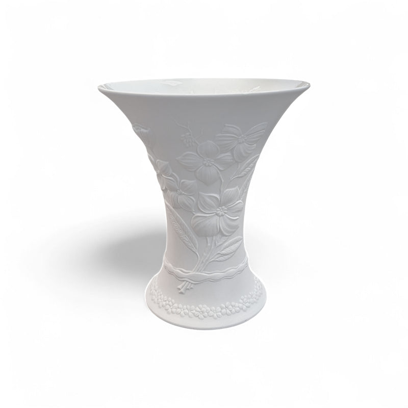 Kaiser Kaiser Bisque Matte Finish Embossed Dogwood Flower 12" Vase