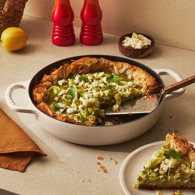 Le Creuset Le Creuset Cast Iron 11" (28cm) Everyday Pan