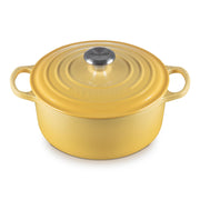Le Creuset Le Creuset Signature Cast Iron 5.5 QT (5.3L) Round French Oven Camomille  