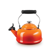 Le Creuset Le Creuset Whistling Kettle - Classic Flame