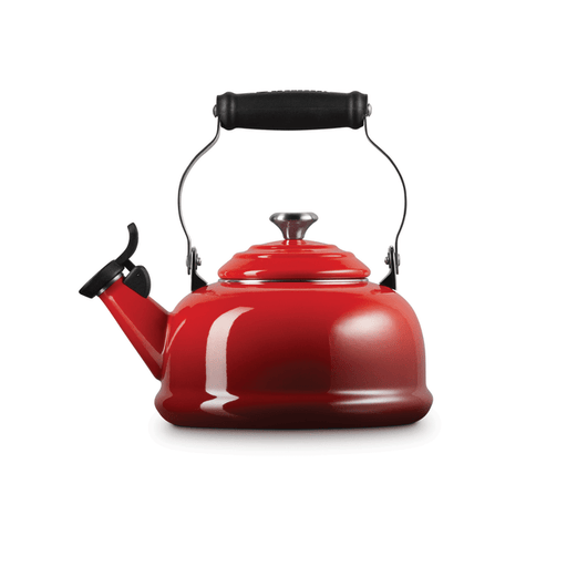 Le Creuset Le Creuset Whistling Kettle - Classic Cerise