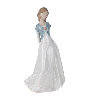 Nao by Lladro Nao by Lladro Truly In Love Figurine   