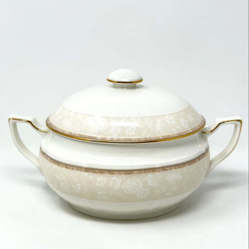 Noritake Noritake Ashland Covered Vegetable Bowl