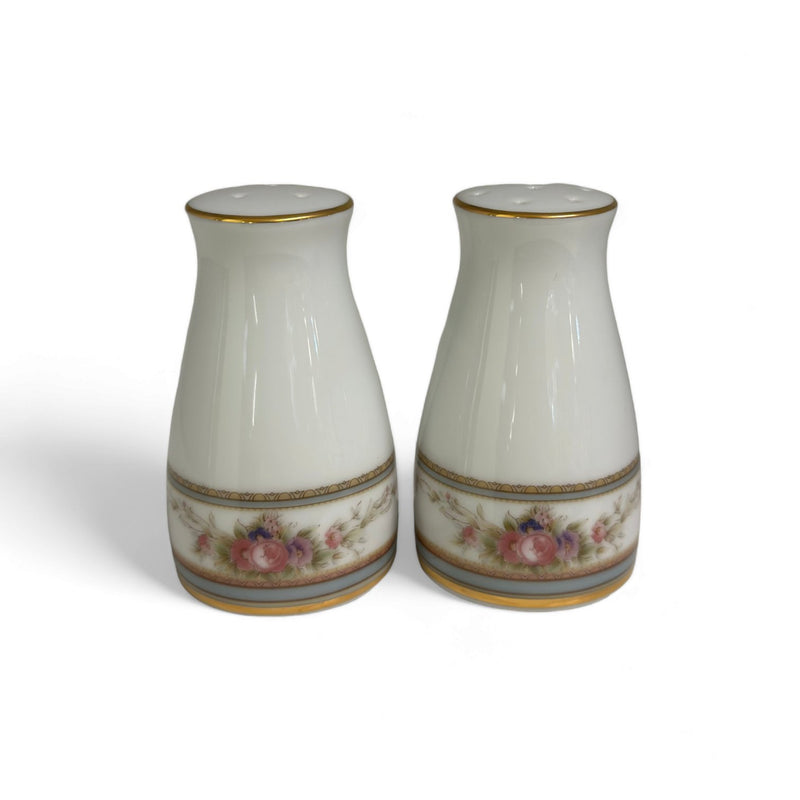 Noritake Noritake Dearest Salt and Pepper Set