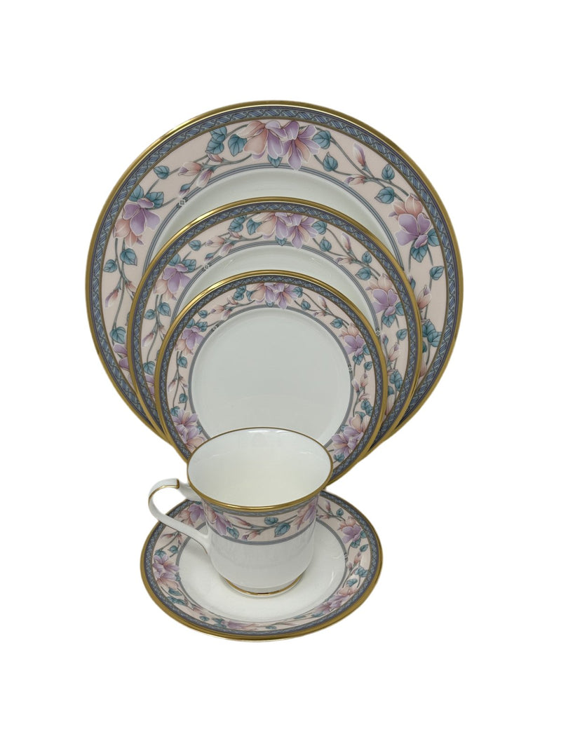 Noritake Noritake Embassy Suite - 5 Piece Place Setting   