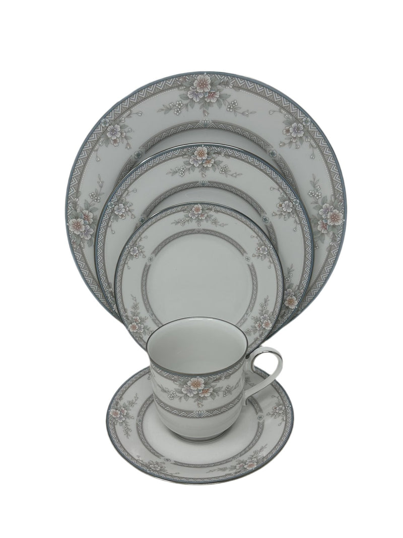 Noritake Noritake Hartley - 5 PIece Place Setting   