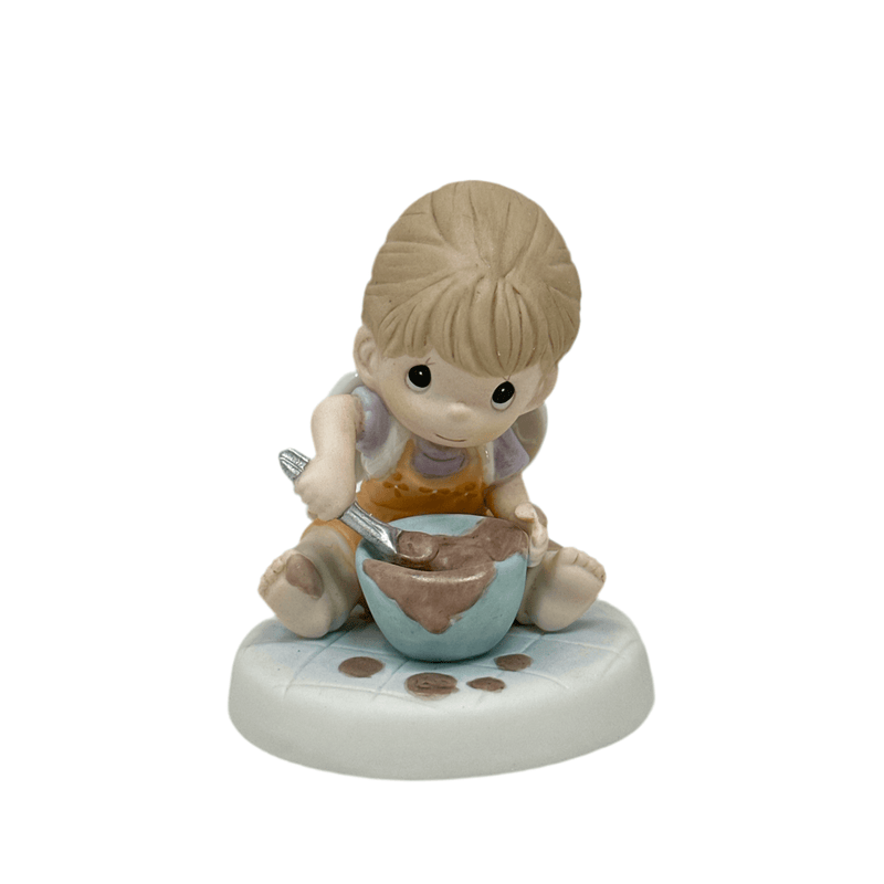 Precious Moments Precious Moments A Helpful Heart Is Always A Mix