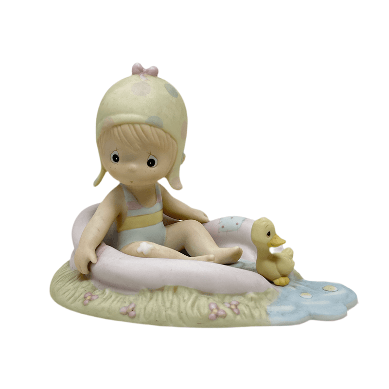 Precious Moments Precious Moments August - Calendar Girls