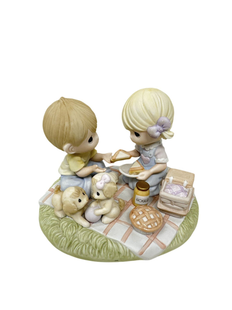Precious Moments Precious Moments Life's A Picnic With My Honey