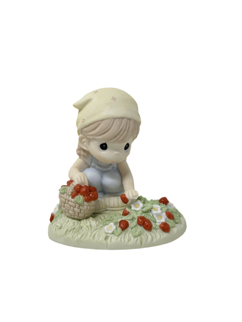 Precious Moments Precious Moments Your Friendship Grows Sweeter With Each Day