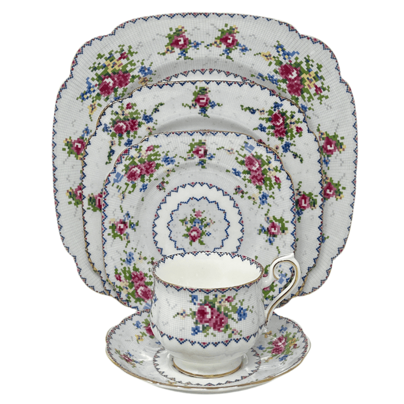 Royal Albert Royal Albert Petit Point China - 5 Piece Place Setting