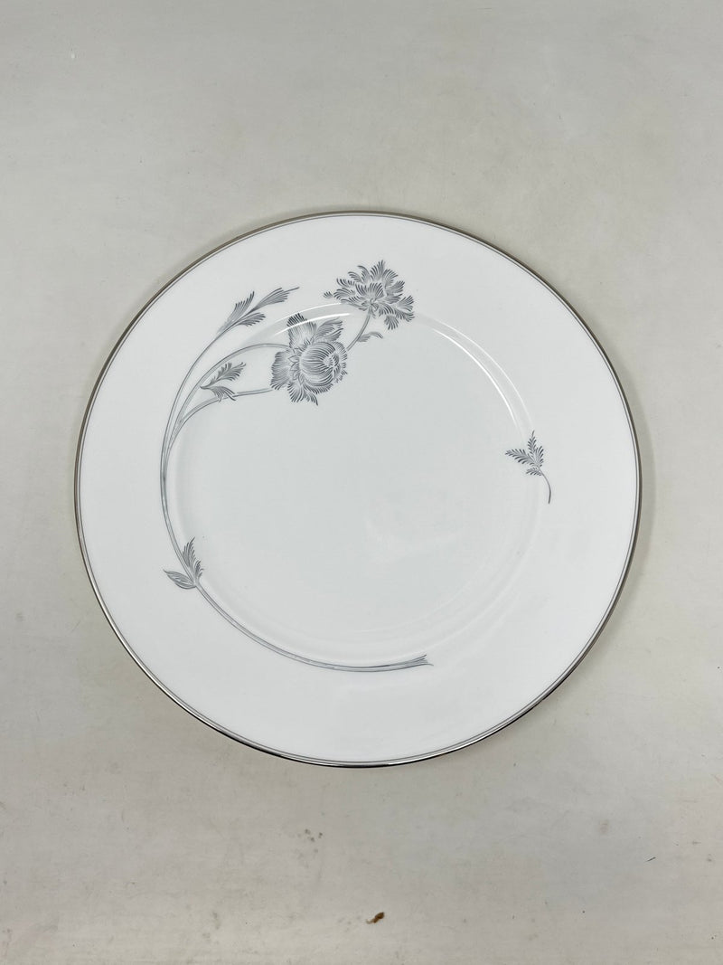 Royal Doulton Allure Platinum Dinner Plate by Royal Doulton