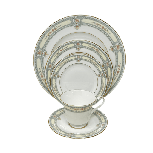 Royal Doulton Royal Doulton Chatham - 5 Piece Place Setting
