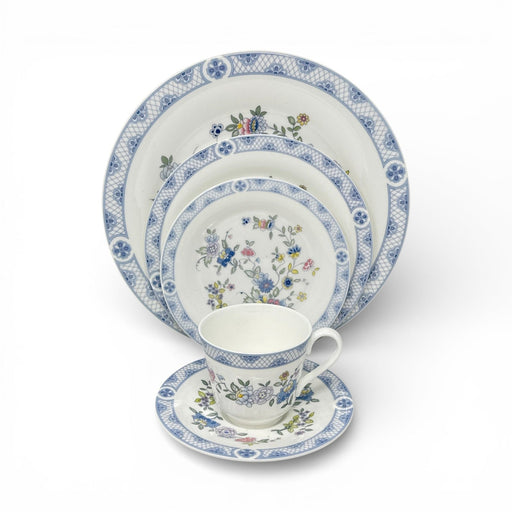 Royal Doulton Royal Doulton Coniston - 5 Piece Place Setting