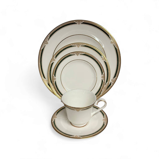Royal Doulton Royal Doulton Forsyth - 5 Piece Place Setting   