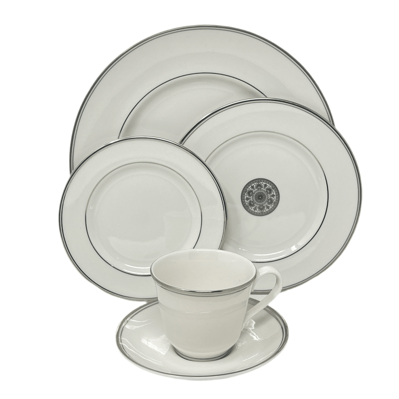 Royal Doulton Royal Doulton Oxford Platinum - 5 Piece Place Setting