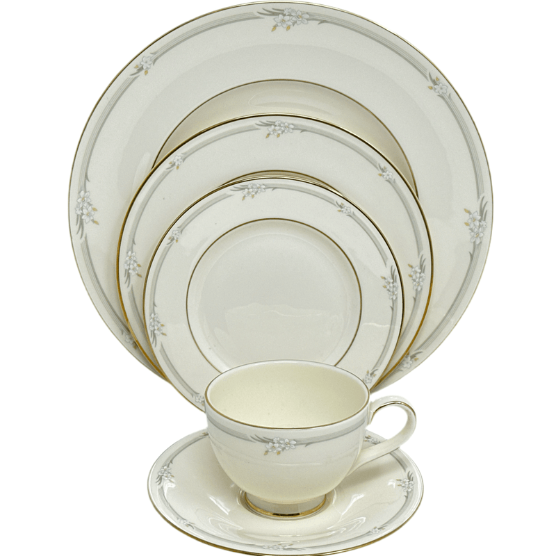 Royal Doulton Royal Doulton Parkwood - 5 Piece Place Setting