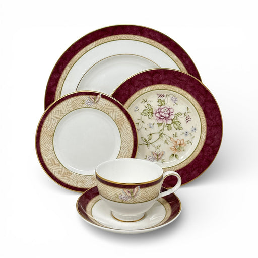 Royal Doulton Royal Doulton Rosewood - 5 Piece Place Setting