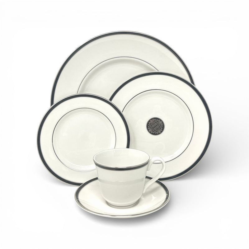 Royal Doulton Royal Doulton Oxford Midnight - 5 Piece Place Setting