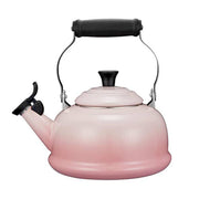 Le Creuset Le Creuset Whistling Kettle - Classic Shell Pink  