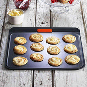 Le Creuset Le Creuset Toughened Nonstick Cookie Sheet Black   
