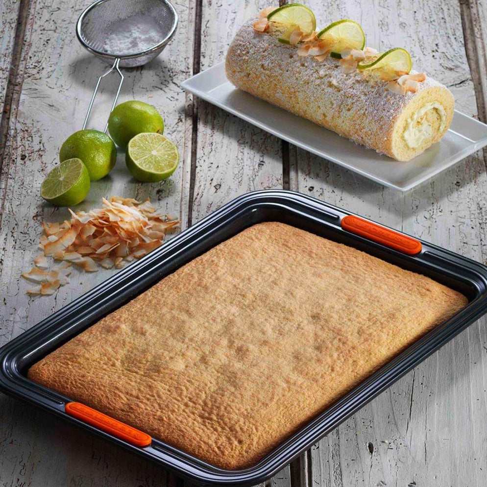 Le Creuset Toughened NonStick Sheet Pan Kitchen Smart