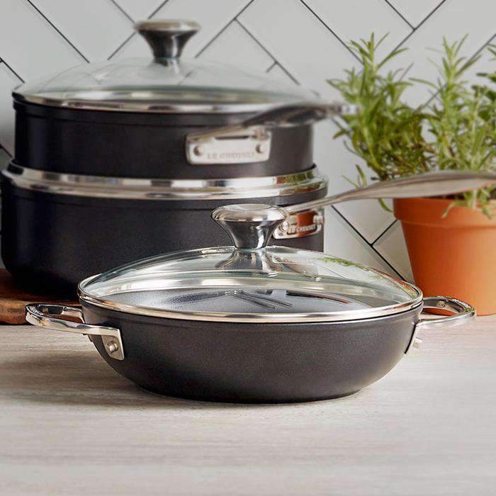 Le Creuset Le Creuset Toughened Nonstick Pro 3.8QT (3.6L) Braiser with Lid