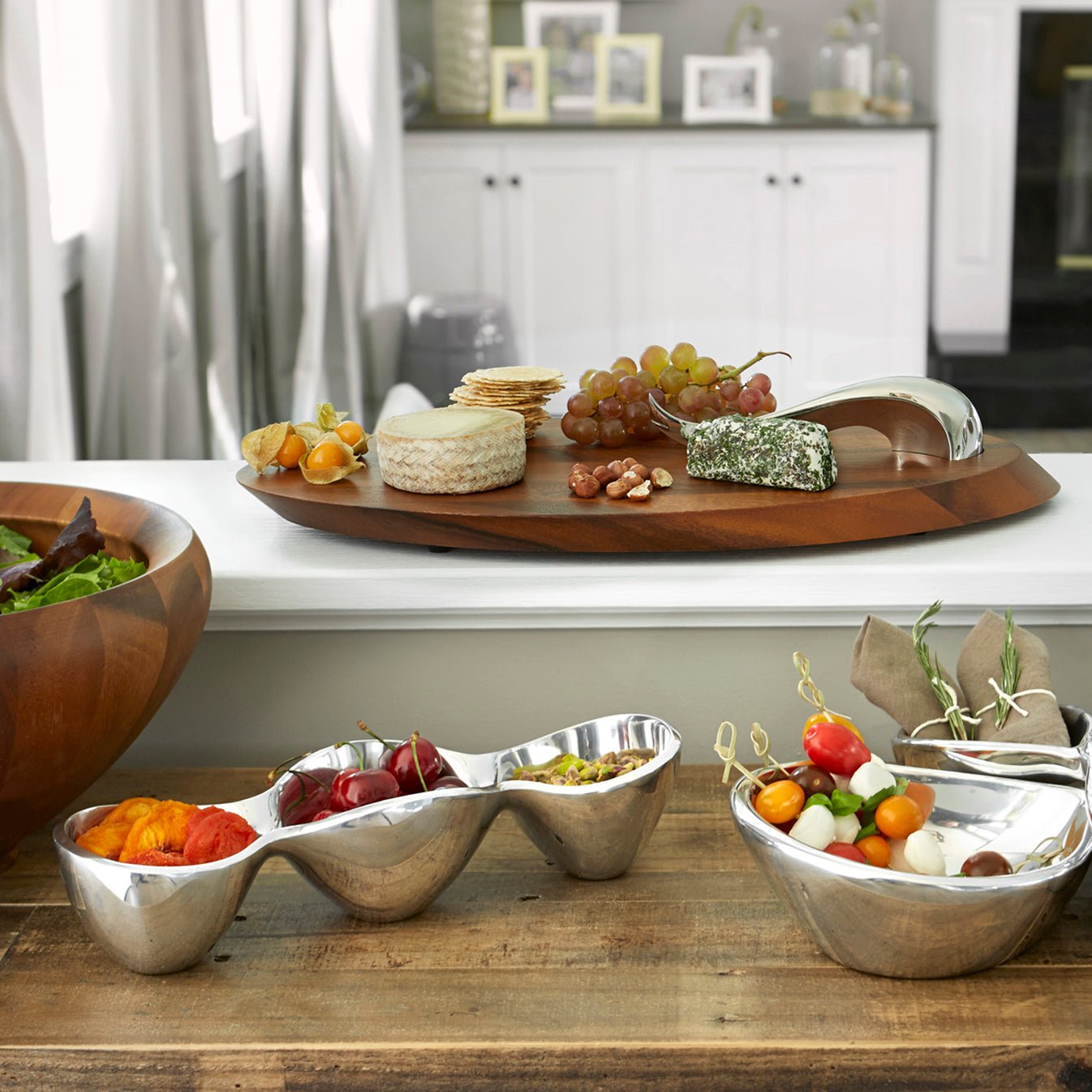 Nambe Nambe Swoop Cheese Board With Knife   