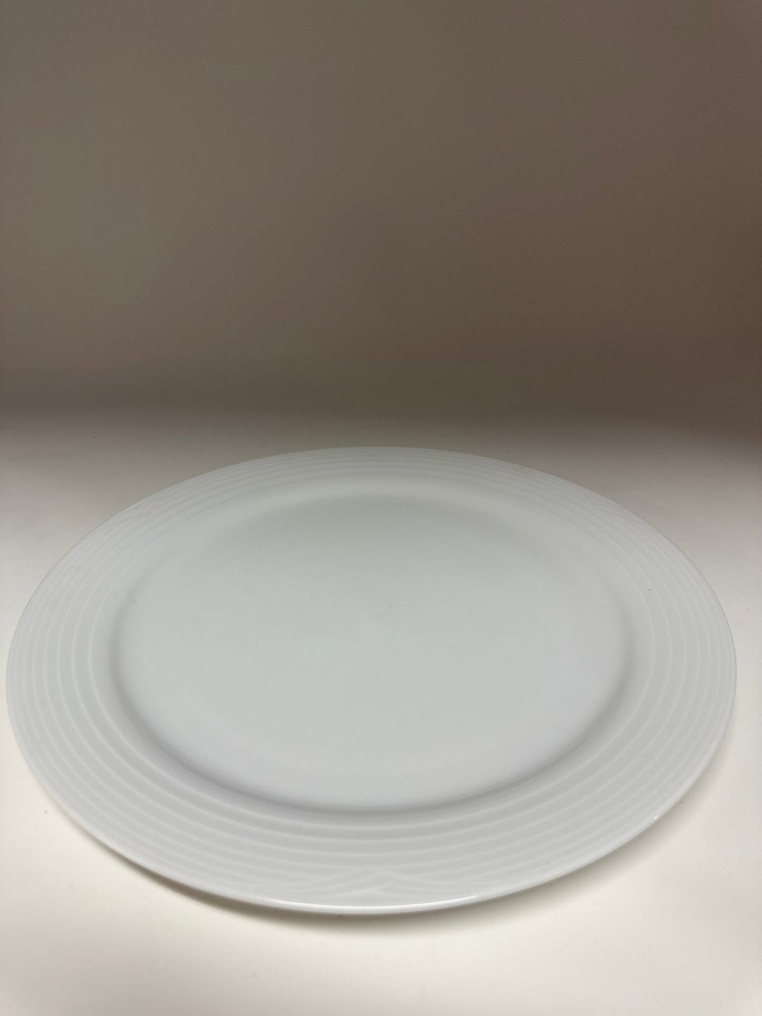 Noritake Arctic White Bread and Butter Plate - Kitchen Smart