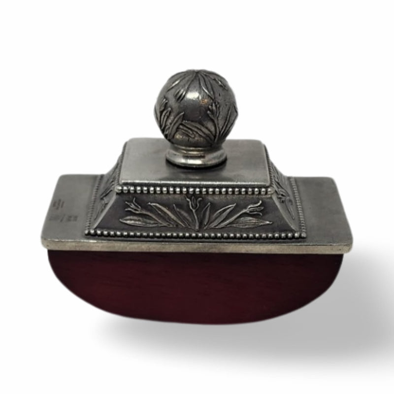 Royal Selangor Royal Selangor Victoria & Albert Paper Weight   