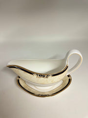 Wedgwood Wedgwood Cornucopia Gravyboat with Stand   