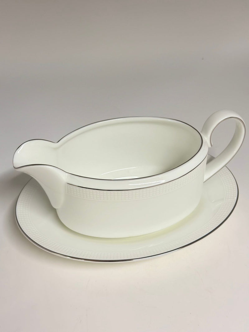 Wedgwood Wedgwood Vera Wang Blanc Sur Blanc Gravyboat with Stand   